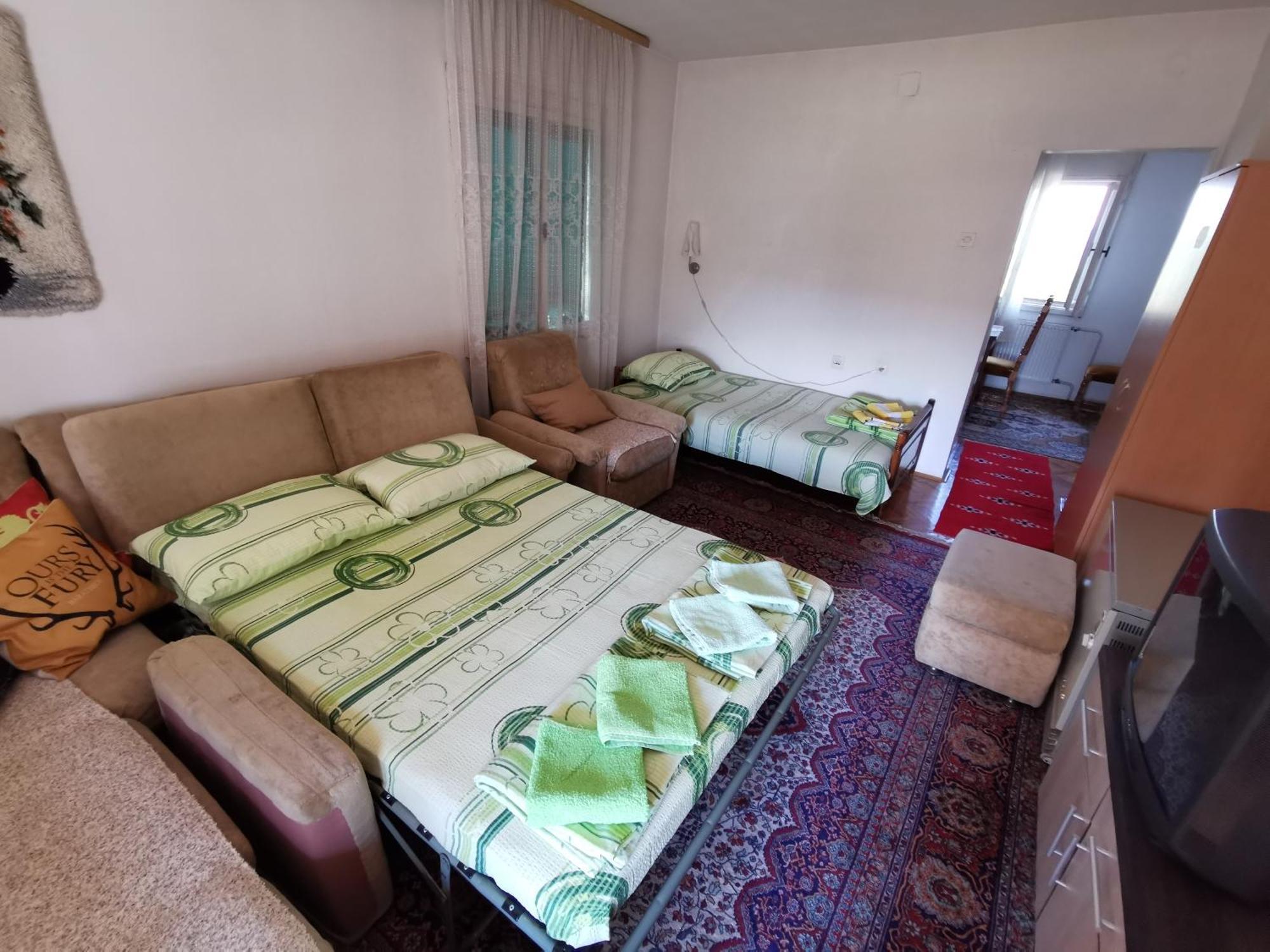 Apartments Domacinstvo Nikolic Valjevo Zewnętrze zdjęcie