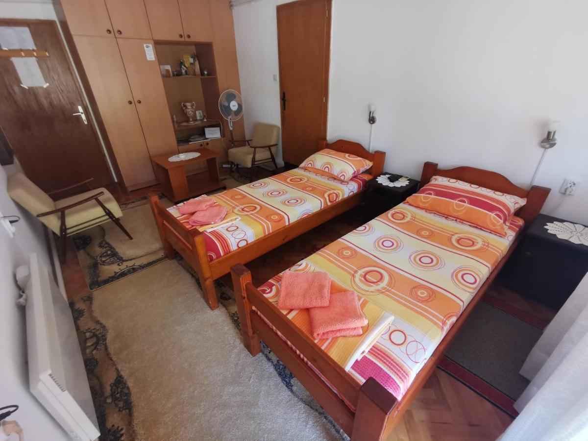 Apartments Domacinstvo Nikolic Valjevo Zewnętrze zdjęcie