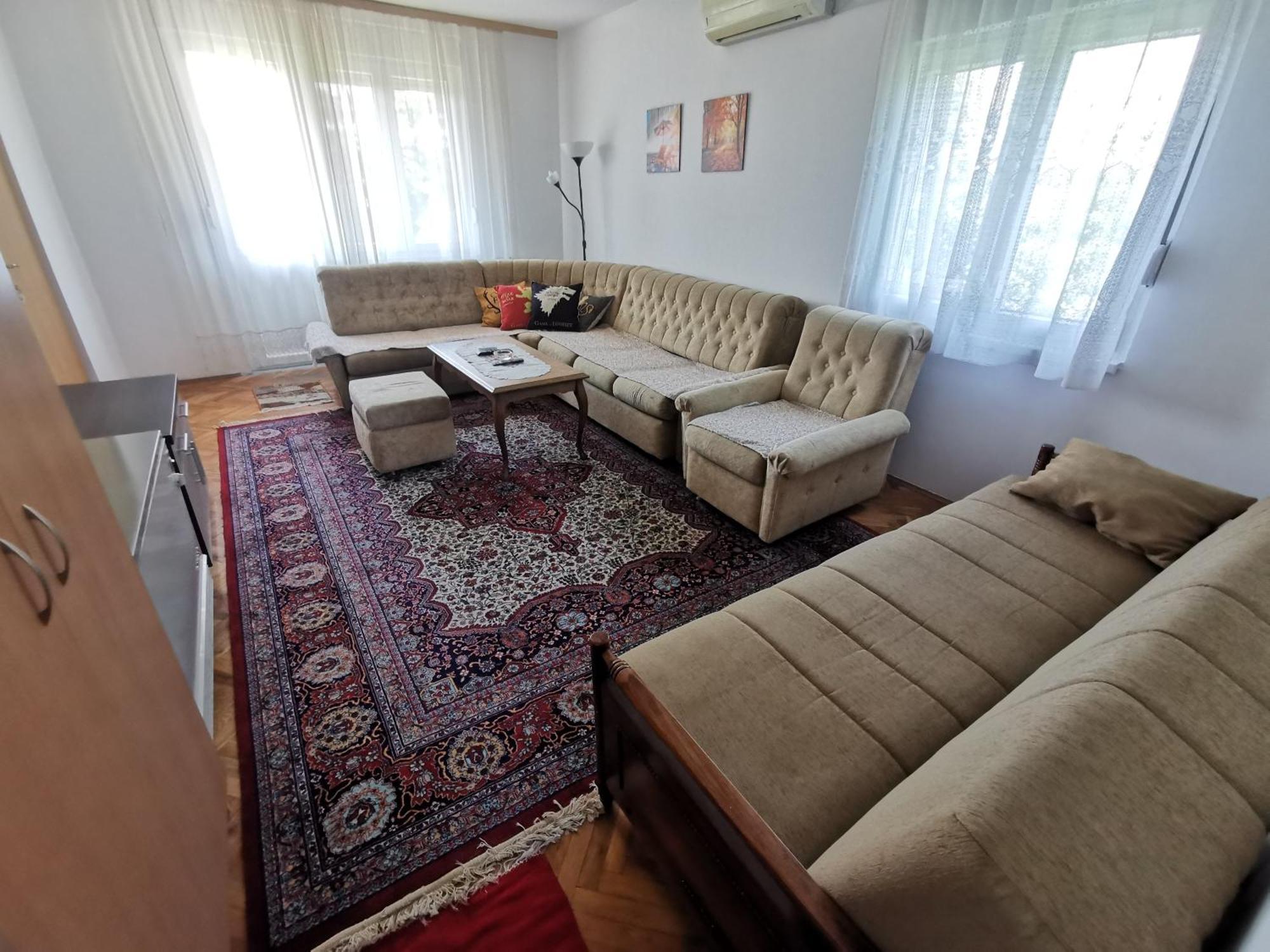 Apartments Domacinstvo Nikolic Valjevo Zewnętrze zdjęcie