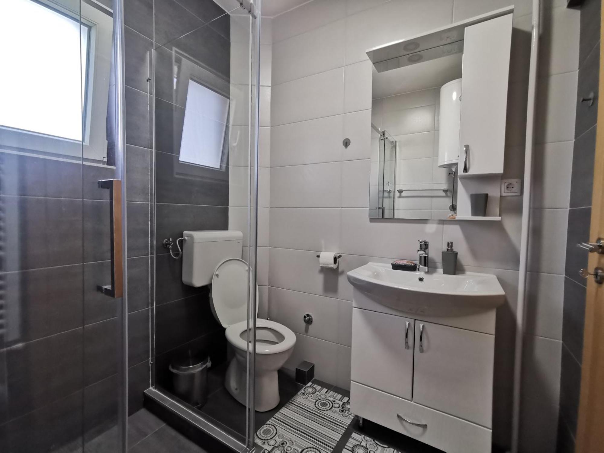Apartments Domacinstvo Nikolic Valjevo Zewnętrze zdjęcie