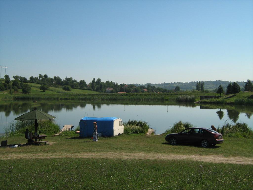Apartments Domacinstvo Nikolic Valjevo Zewnętrze zdjęcie